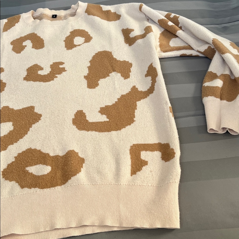 Oversized Sweater Animal Print Beige and Brown Leopard Patterned - Picture 5 of 9